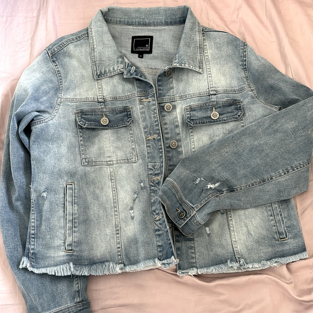Lily & Lottie cropped denim jacket